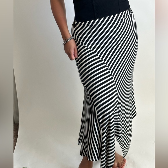 CHICOS VINTAGE 90S CHIC STRIPED SKIRT Asymmetrical Hem Size- 1, US 8/10 Medium - Picture 3 of 8